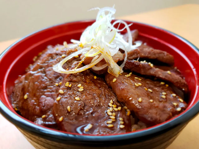 びえい和牛と旬菜　炭火割烹　亀鶴